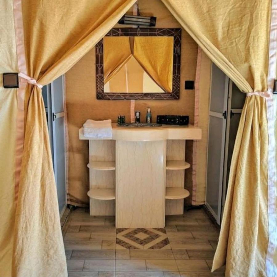 Family Luxury Glamping Hotel Merzouga Buitenkant foto