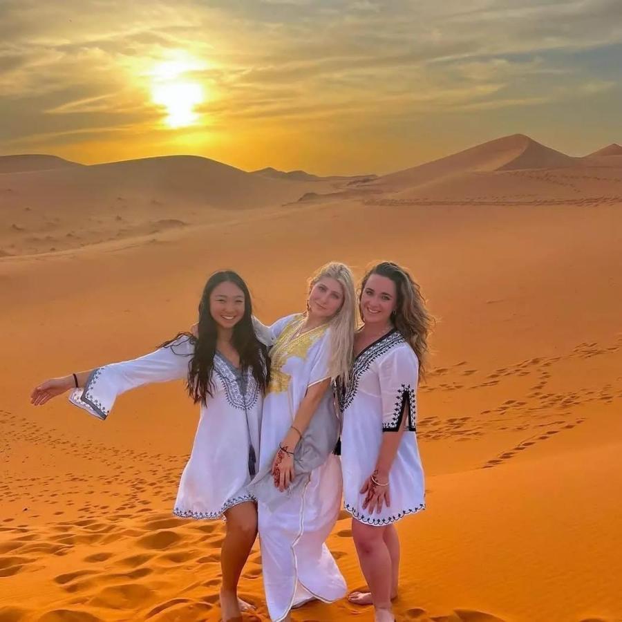 Family Luxury Glamping Hotel Merzouga Buitenkant foto